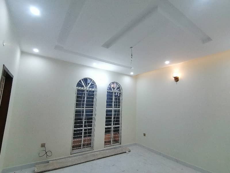 Prime Location 6 Marla House In Central Lahore Medical Housing Society For sale 2