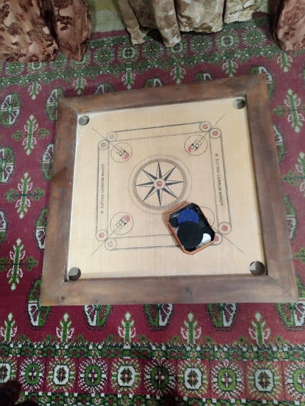 carrom board 0