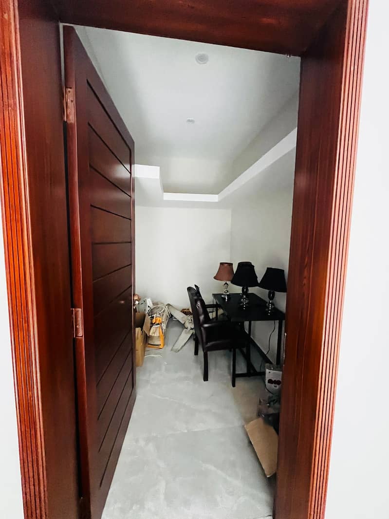 1 Kanal Brand New Portion For Rent 3