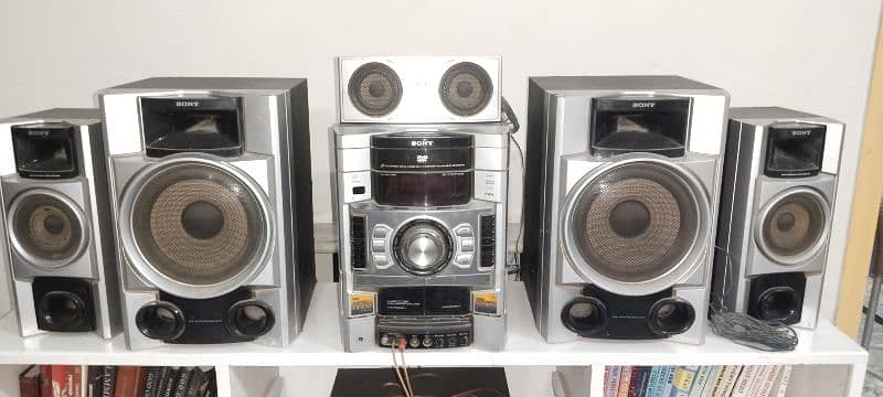 Sony music massive bass system 1