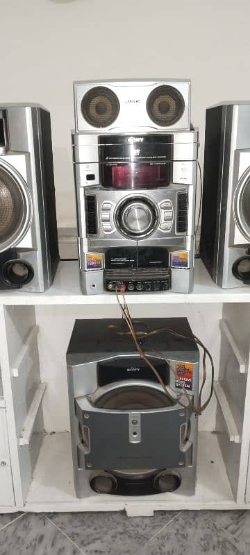 Sony music massive bass system 2