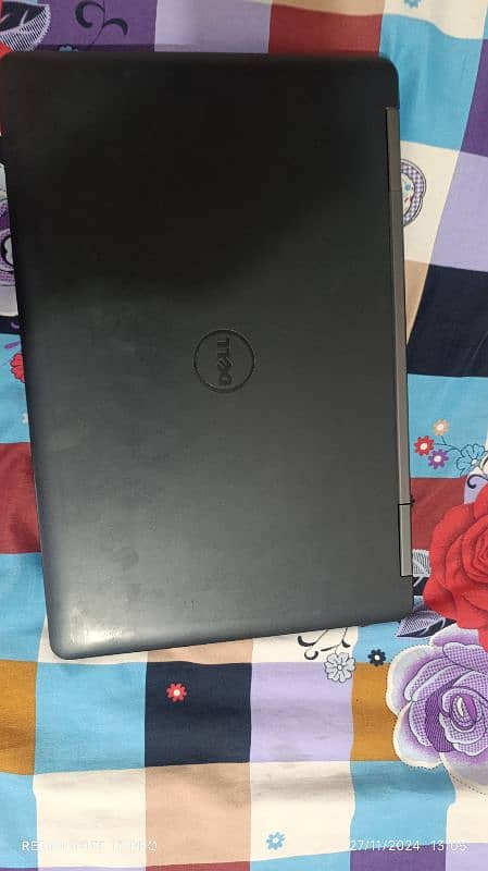 laptop intel core i5 10/10 condition 1