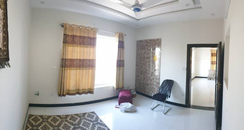 Brand new Upper portion for rent in Soan Garden 4