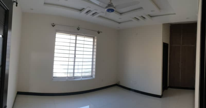 Brand new Upper portion for rent in Soan Garden 6