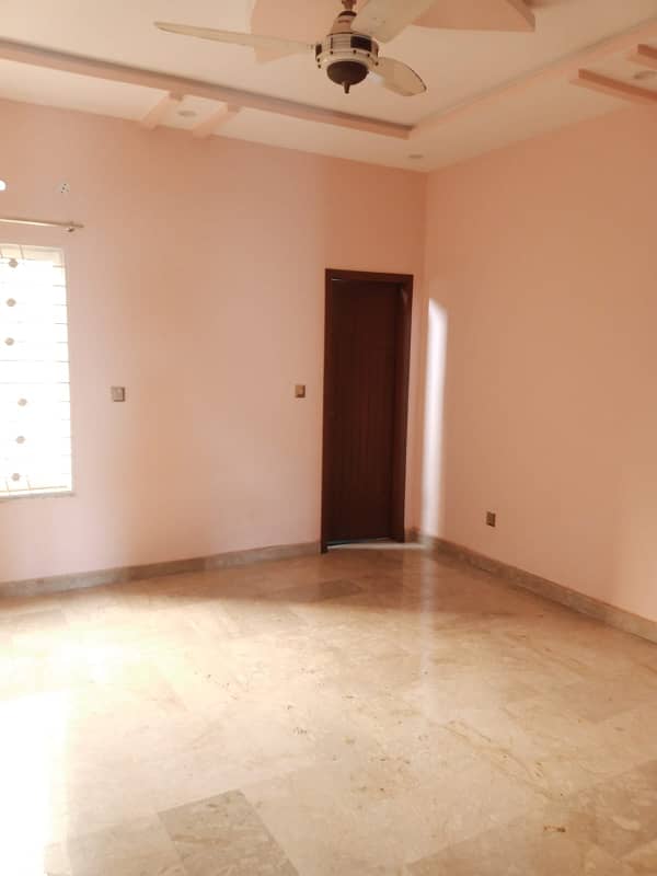 7.5 Maral brand new corner house upper portion for rent. 10