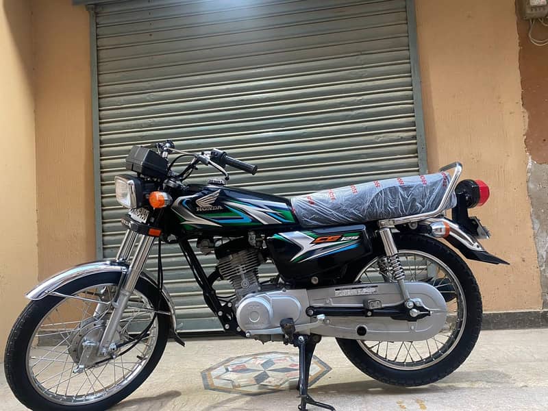 Honda CG 125 2023 4