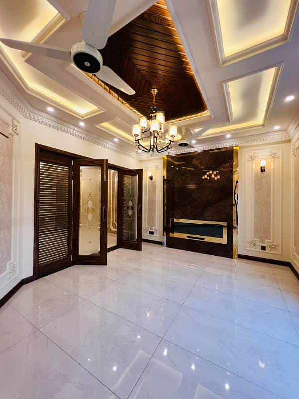 3 Years Installment Plan Luxury House For Sale Located In Park View City Lahore 12