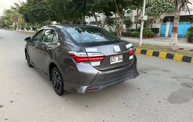 TOYOTA COROLLA ALTIS GRANDE 1.8X BLACK INTERIOR 2