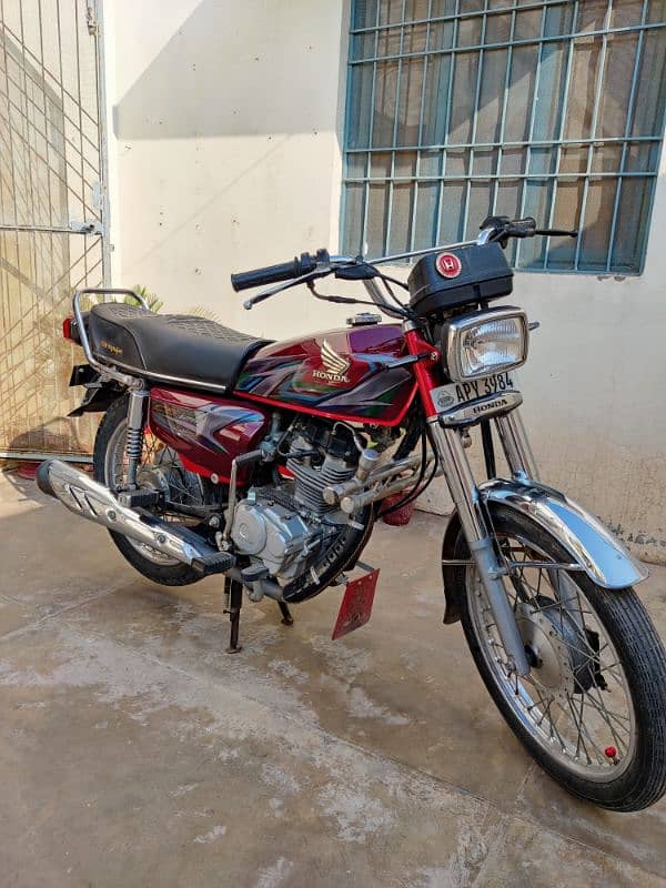 Honda CG 125  genuine enjin excellent condition 3