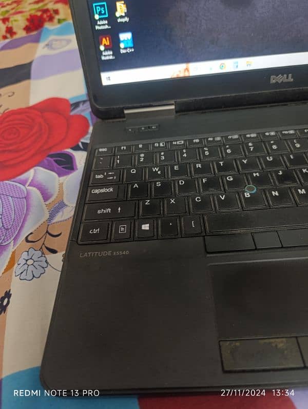 laptop intel core i5 10/10 condition 5