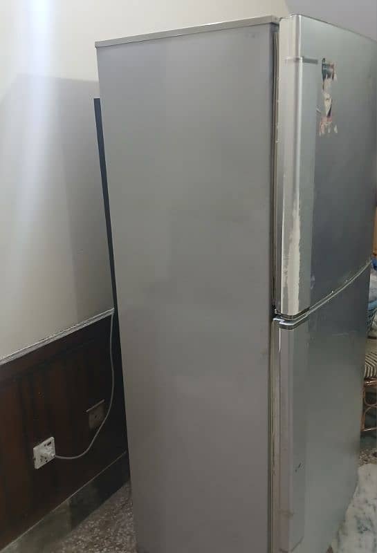 pel large size fridge for sale 0