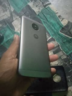 moto e4 plus