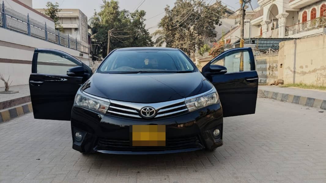 Toyota Corolla Altis 2015 4