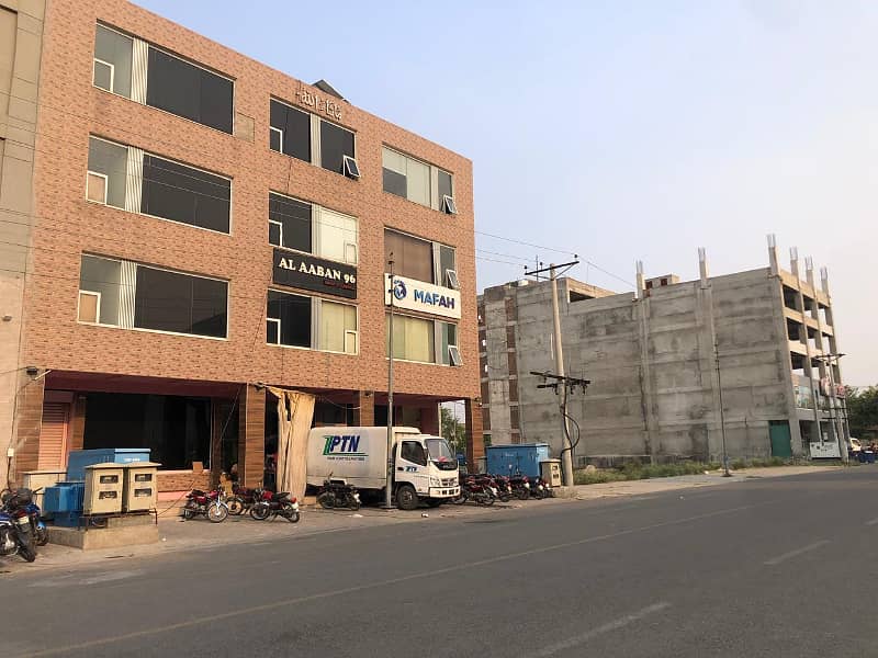 Paragon 18,000 Sq. Ft Area Total Ground Floor Basement First,2rd, 3rd Rent 10 Lakh 0