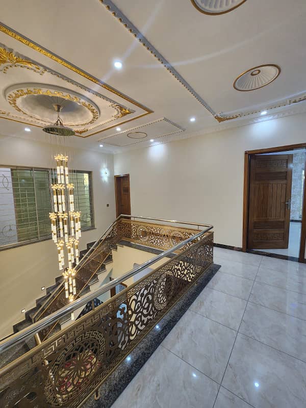 Brand New 1 Kanal Luxury House for Sale in Johar Town Prime Location" 4