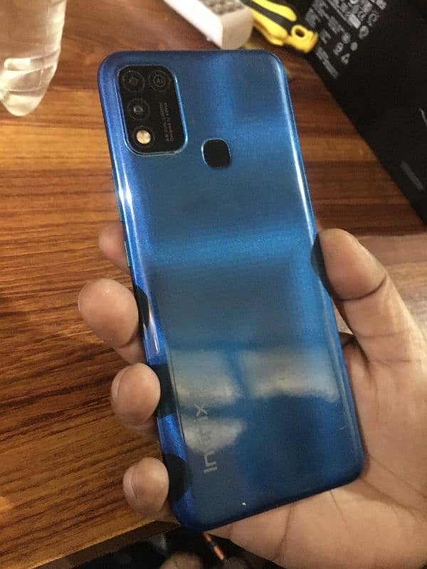 infinix hot 11 4gb 64gb panel cracked but working exchange only 7