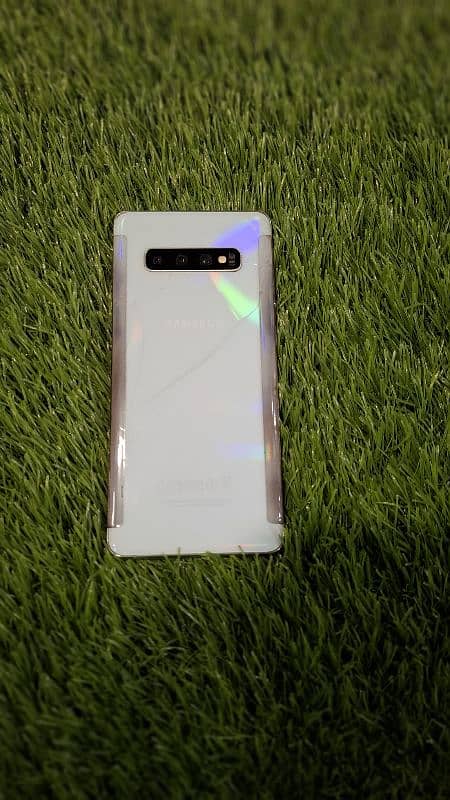 Samsung S10 plus 4