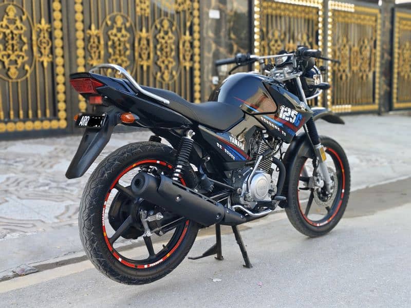 Yamaha Ybr 125G Black 3