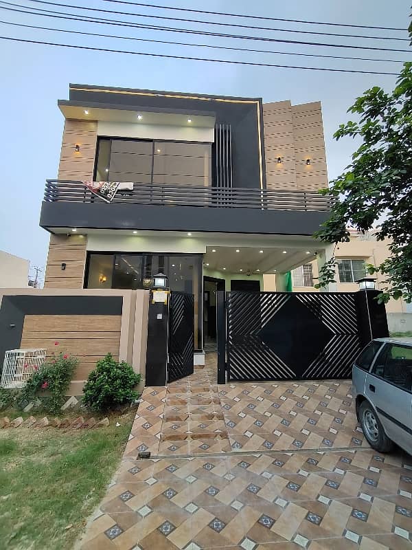 Brand New House For Sale Main 50 Feet Road 6