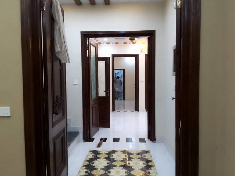 10 Marla brand new house for rent in LDA Avenue-1 . 8