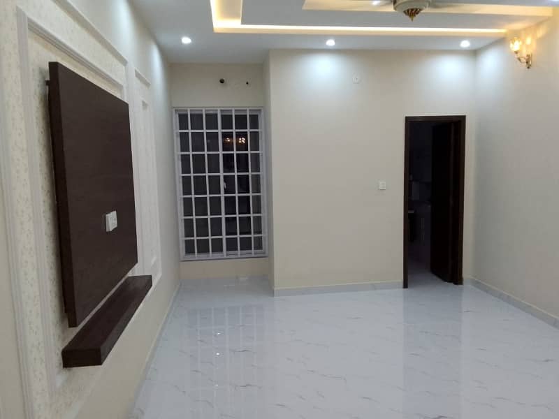 10 Marla brand new house for rent in LDA Avenue-1 . 12