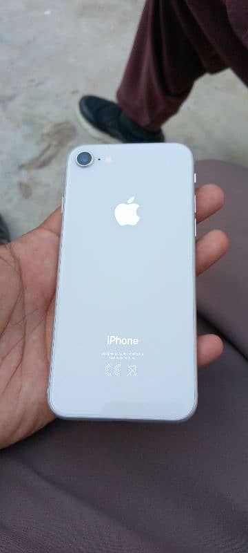 I phone 8.64 GB 0