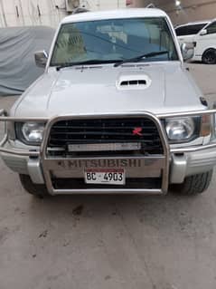 Mitsubishi Pajero 1992