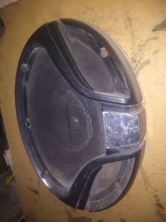 care Bass bofer speakers new condition urgent sale