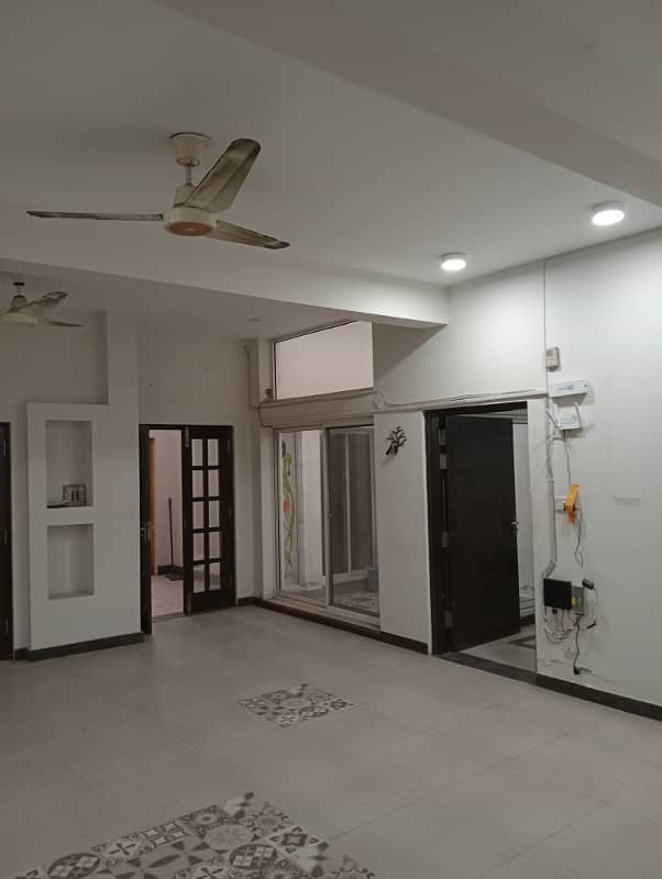 14marla 6beds neat and clean house for rent in G 14 4 islamabad 0