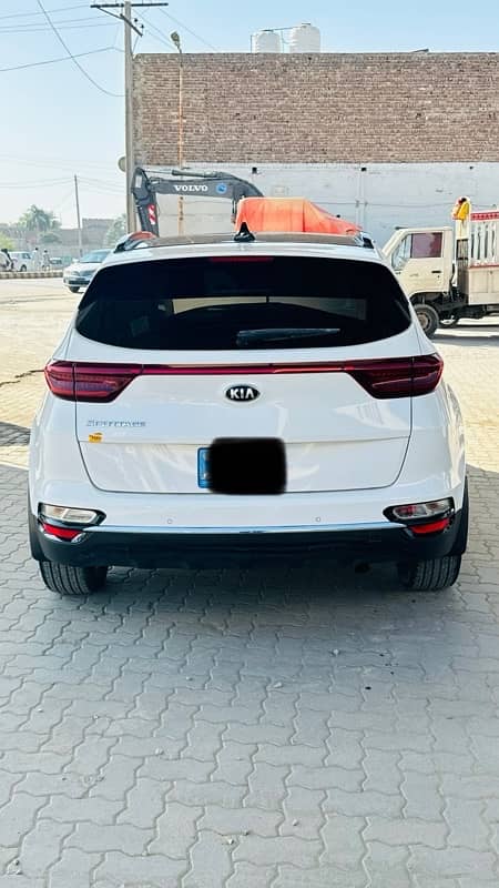 KIA Sportage 2023 FWD 3