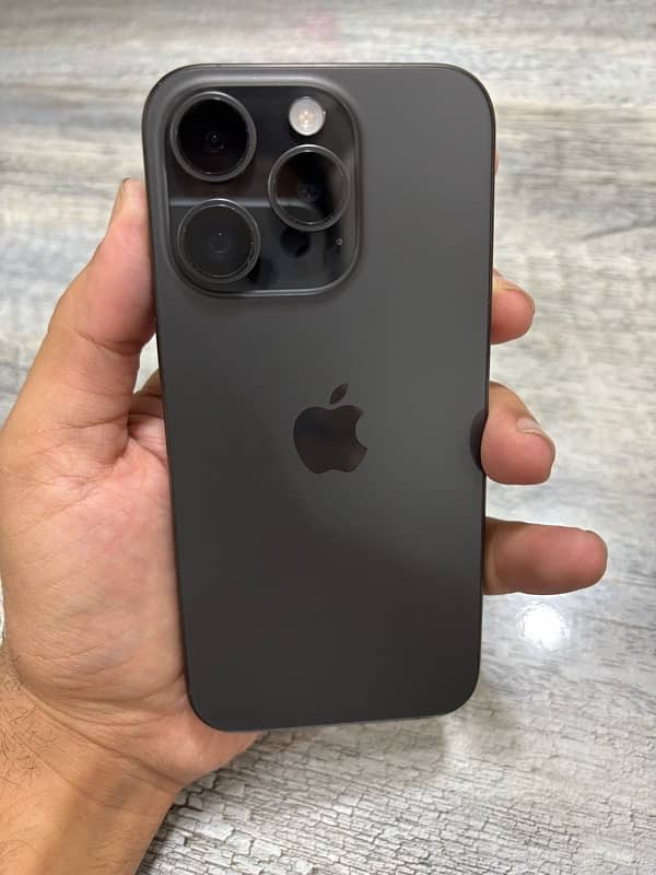 iphone 15 pro 128GB 1