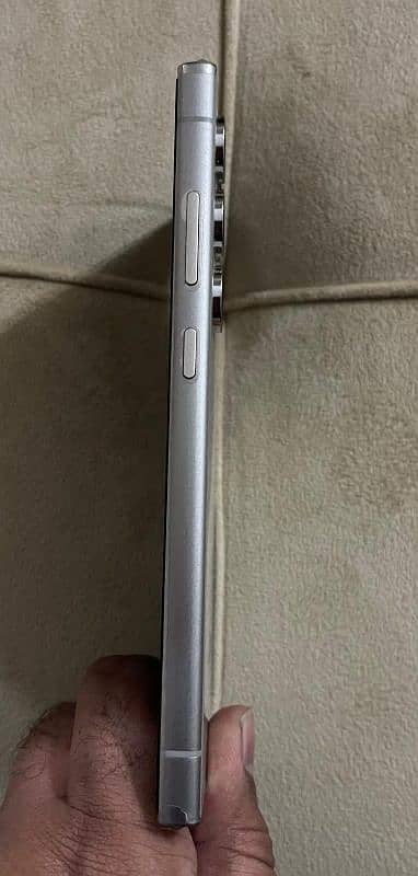 Samsung S24 Ultra 1 month used Non Pta 2