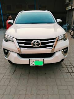 Toyota Fortuner V 2020 Model Total Genuine