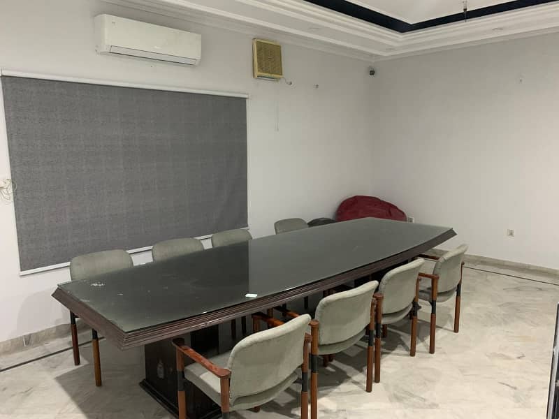 Centrally Located Prime Location Office In Kalma Chowk Is Available For rent 8