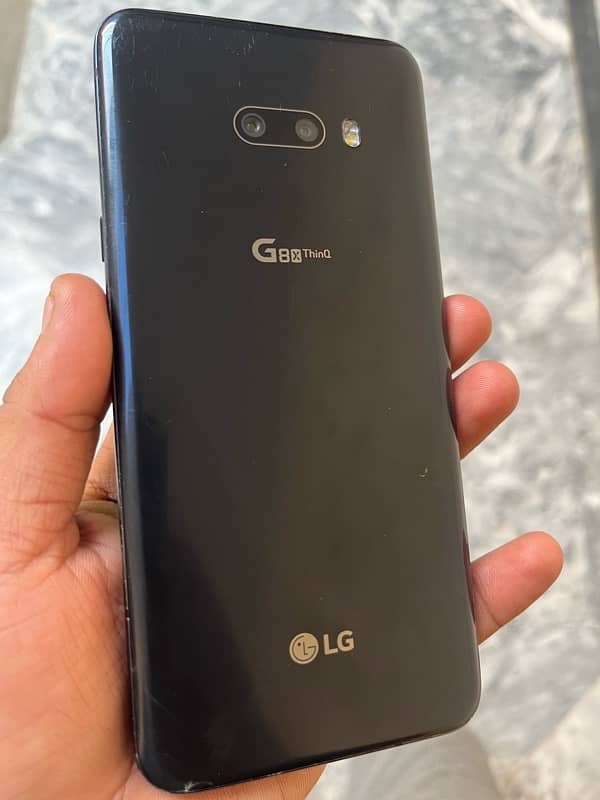 LG G8X Thinq 1