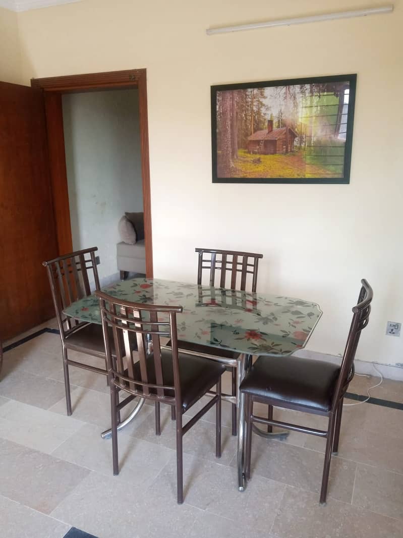 wrought iron dining table with 4 chairs 3