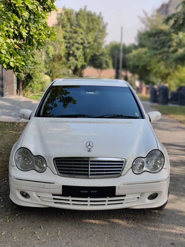 Mercedes C200 KOMPRESSOR AVANTGUARDE 2005 SE 10