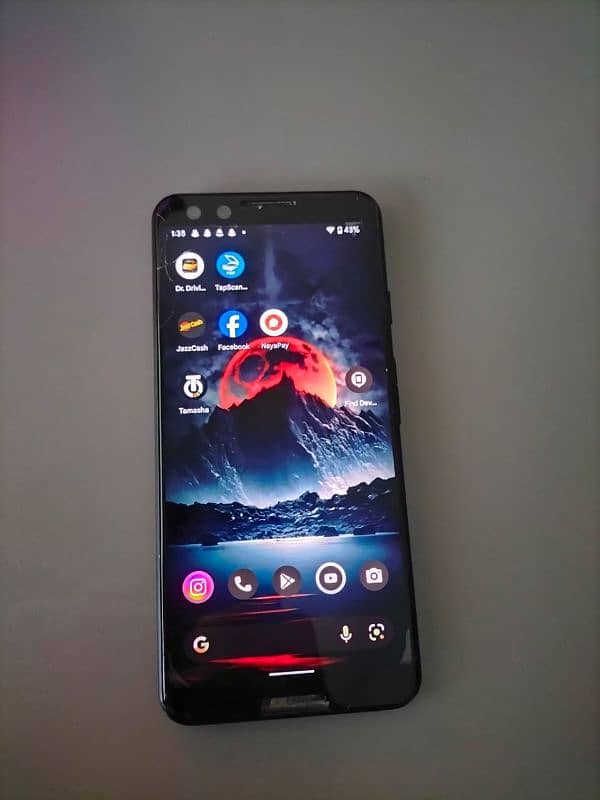 Google Pixel 3 (4 / 64 condition 6/10) 3