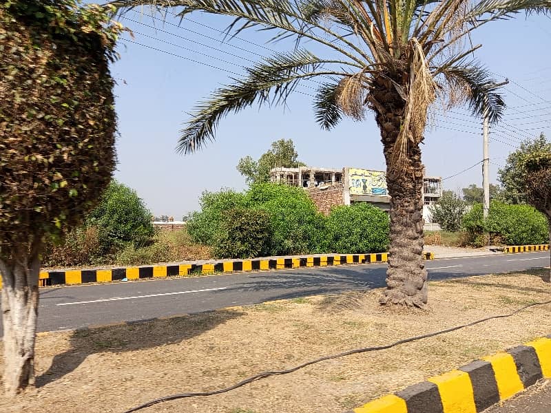 10 Marla Plot At Invester Rate In Shaheen Villas (Registry) 6