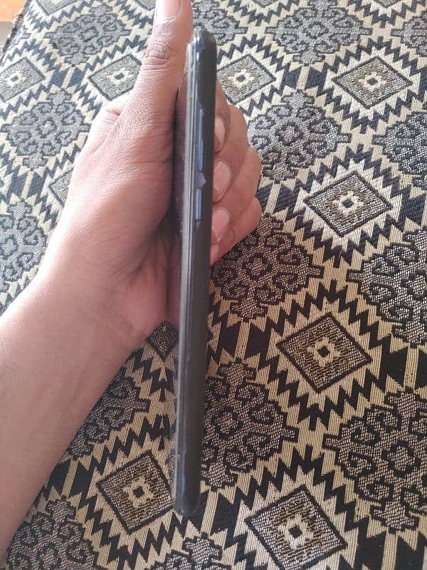 Huawei y 7 for sell  Touch tota hai new 800 ka Hotspot k lia best hai 5