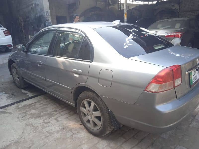 Honda Civic EXi 2005 3