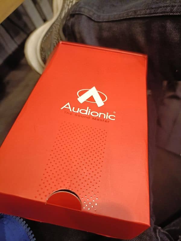 3500 airbud 595 audionic warranty available November 2025 1