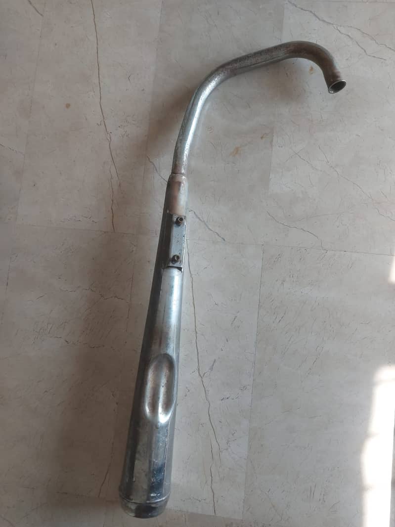 Old model CG125 honda original silencer import frm dubai 0