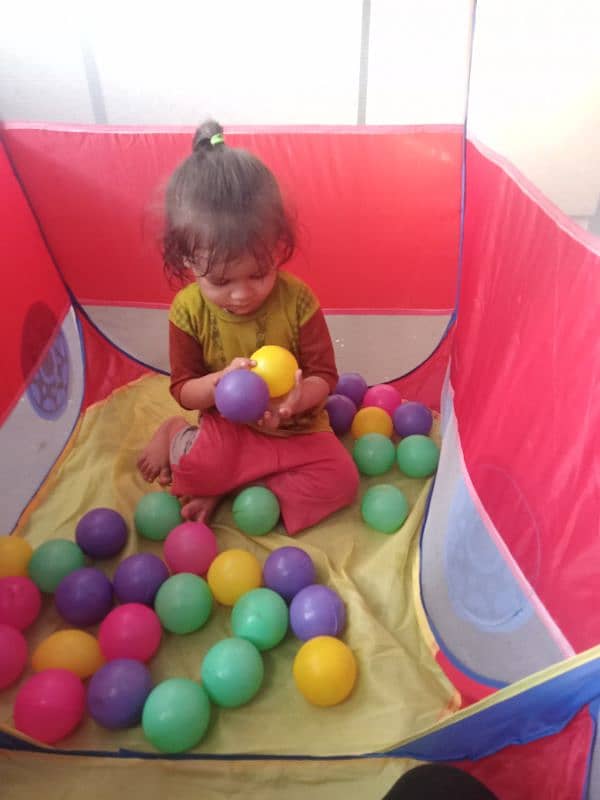 tent House with ball 2