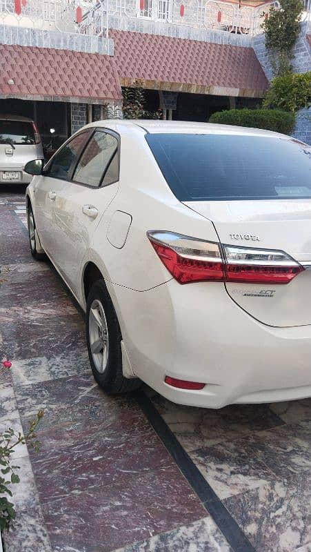 Toyota Corolla GLI 2018 Auto 6