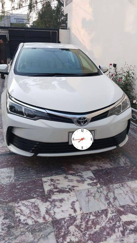 Toyota Corolla GLI 2018 Auto 9