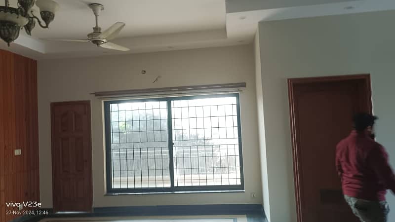 1 Kanal Double Unit Full House Is Available For Rent In Dha Phase 3 Near McDonald's Y Block 26