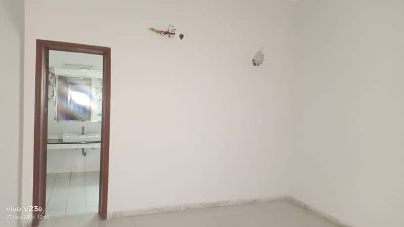 1 Kanal Double Unit Full House Is Available For Rent In Dha Phase 3 Near McDonald's Y Block 32