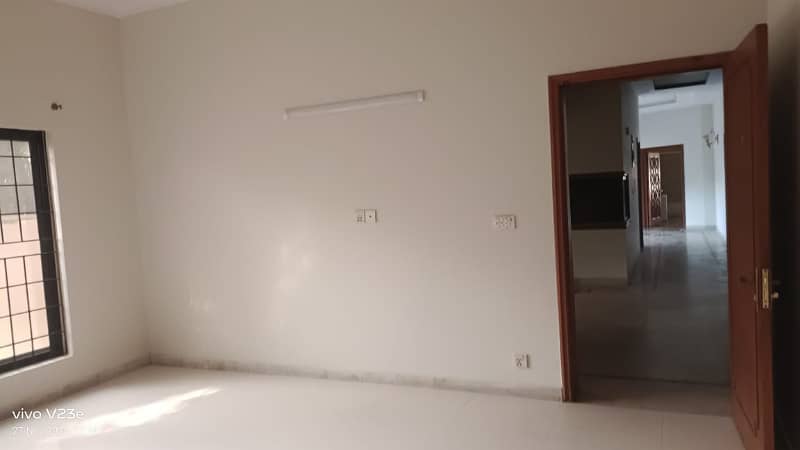 1 Kanal Double Unit Full House Is Available For Rent In Dha Phase 3 Near McDonald's Y Block 37