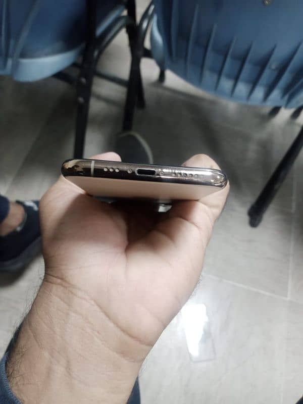 iphone 11 pro Non PTA 2